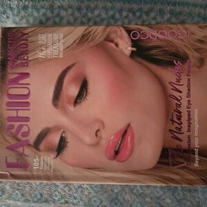 Fashion Makeup Beauty Eyeshadow Palette - Natural Nudes